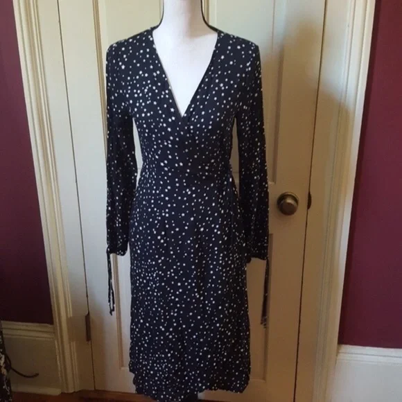 Wild fable star dress - Picture 2 of 3